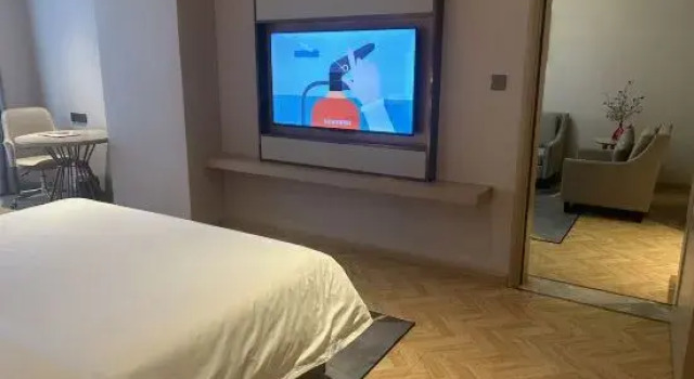 Люкс Business Vienna Hotel (East Railway Station)