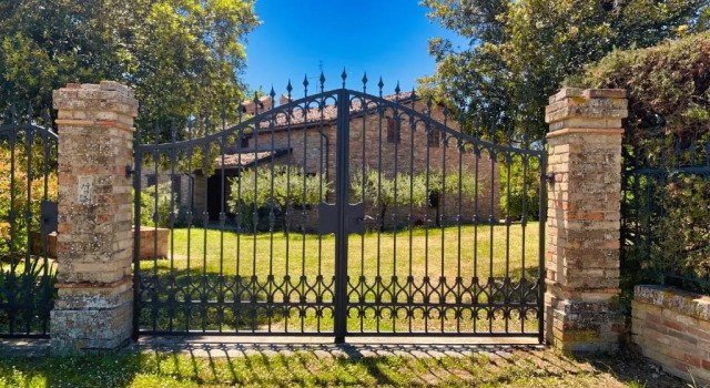 Villa Le Brugnolete - Appartamento Est, Rezervovat Apartmán Sarnano 