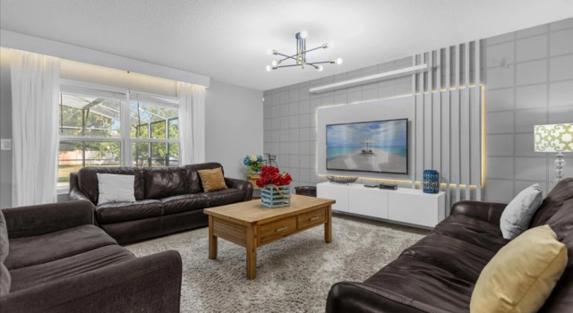 6 Bedroom/ 4.5 Bathroom Crystal Cove Resort (957 E, Kissimmee, US
