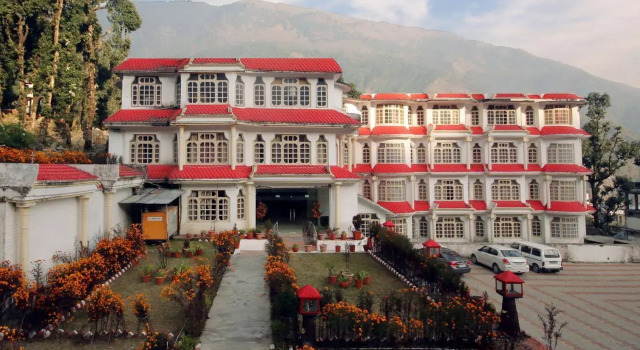 Royal Palace Resort