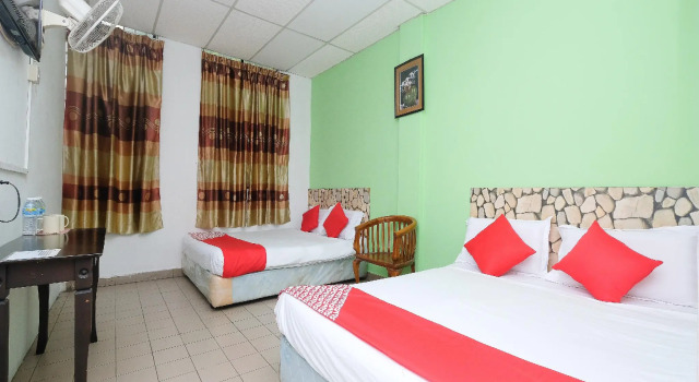 OYO 850 Gold Star Hotel, Prenota Hotel Cukai Terengganu