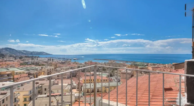 La Terrazza Del Nonno, Забронировать Апартаменты/квартира Апартаменты Сан-Ремо, рядом с Forte di Santa Tecla, Апартаменты/квартира