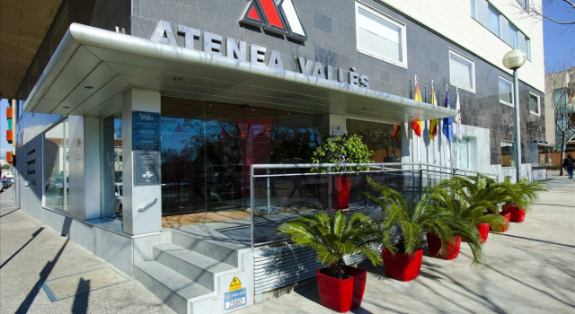 Aparthotel Atenea Valles, 予約 コンドミニアムホテル グラノリェース リェイダ