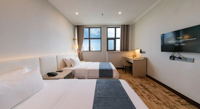 Legend Hotel and Resort