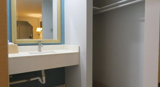 Travel Inn Beaumont, Book Motel Hoteller i Beaumont med pool, Swimmingpool