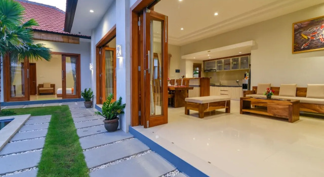 Villa Banyu Riris, Varaa Villa Seririt Bali