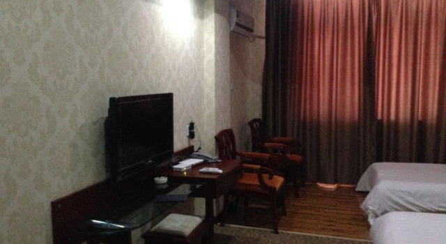 Urumqi Xindonghui Hotel, Book Hotel Hotels in Xinjiang with Parking, Parking