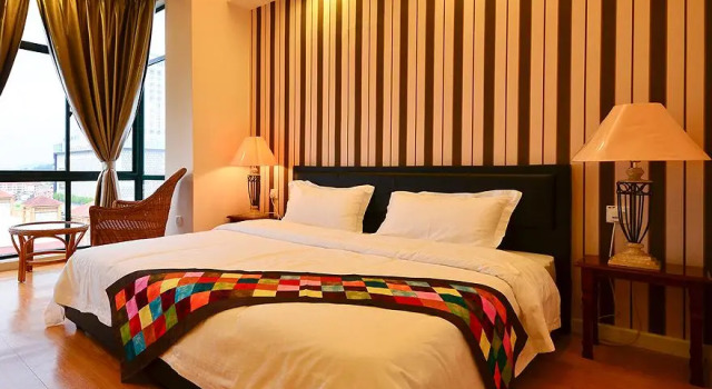Люкс с 2 комнатами с видом на бассейн Jetty Suites Apartments