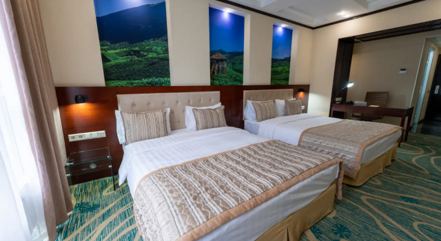 Vierer Junior-Suite Hotel Kazzhol Almaty