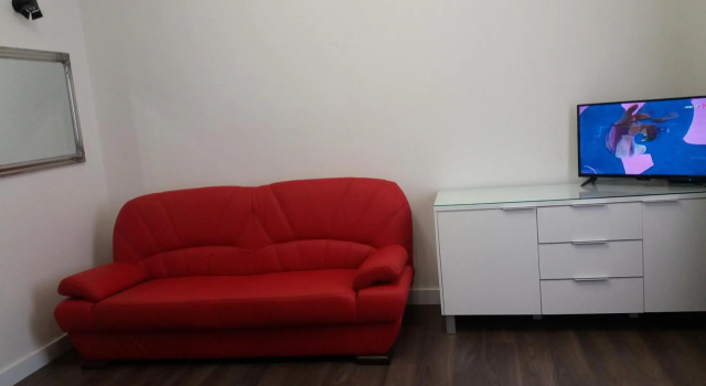 Apartment with fireplace, Забронировать Апартаменты/квартира Отели Львова с парковкой, рядом с Первый украинский театр для детей и юношества, Парковка