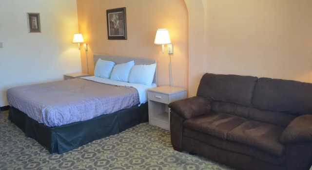 Summit Inn Hotel  Suites, Buchen Sie Hotel San Marcos Texas Hill Country