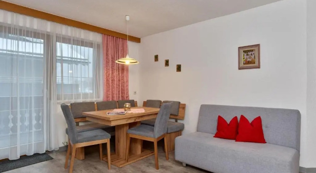 Апартаменты Apartments Serafin