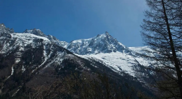 Апартаменты Clos 2B - 2 Bedroom Apartment Chamonix