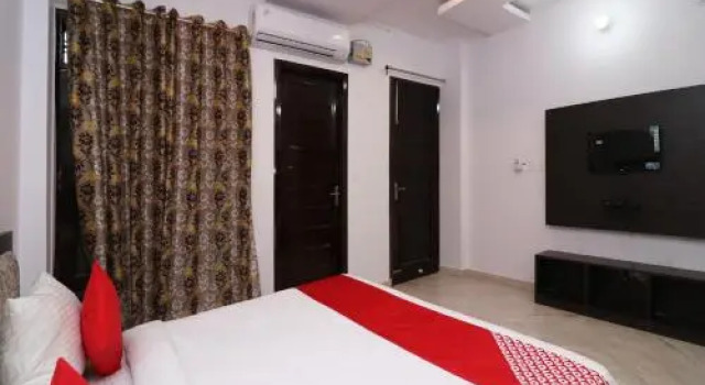 OYO 26166 Flagship Utkarsh Inn