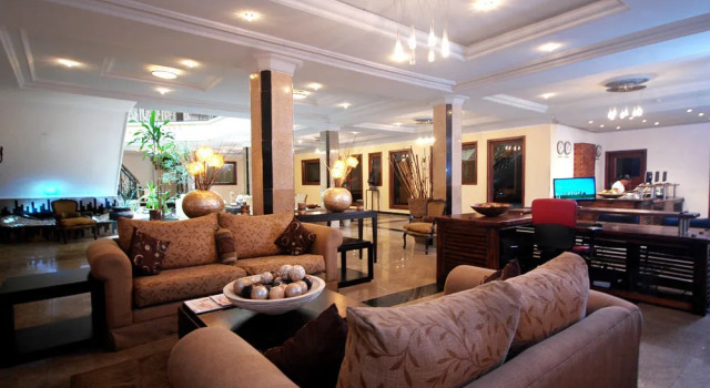 Planet One Hotel & Wellness