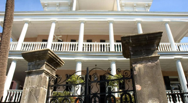 20 South Battery, Забронировать Отель Отели и гостиницы Чарльстона, рядом с First Scots Presbyterian Church, Отель