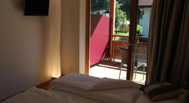 Garni - Hotel Am Burghuegel