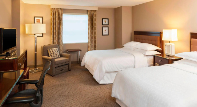 Четырёхместный клубный номер Standard Sheraton Hotel Metairie New Orleans