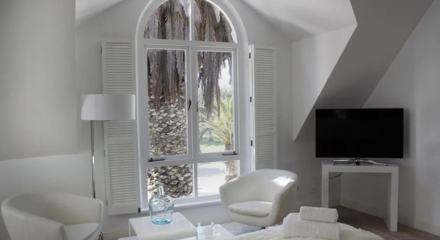 Полулюкс с балконом Swakopmund Luxury Suites