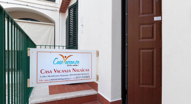 Casa Vacanza Nausicaa, Reserva ahora Apartamento Hoteles en El Lacio con aparcamiento, Aparcamiento