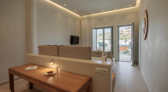 Полулюкс с видом на сад Kedros Villas