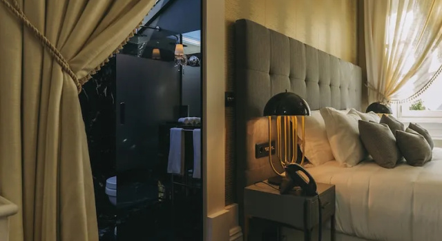 Номер Superior с балконом Torel Palace Porto