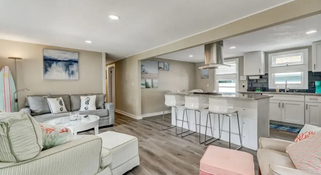 1000 Date Street 3 Bedroom Home by Redawning, Забронировать Дом для отпуска Амилия Jacksonville Coast, рядом с Baptist Medical Center - Nassau