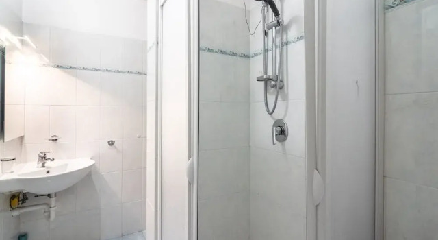 Stay in Verbania Pallanza, Забронировать Дом для отпуска Отели Вербания с парковкой, рядом с Ботанические сады Виллы Таранто, Парковка