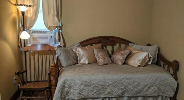 Семейный номер Standard Allas Historical Bed and Breakfast, Spa and Cabana