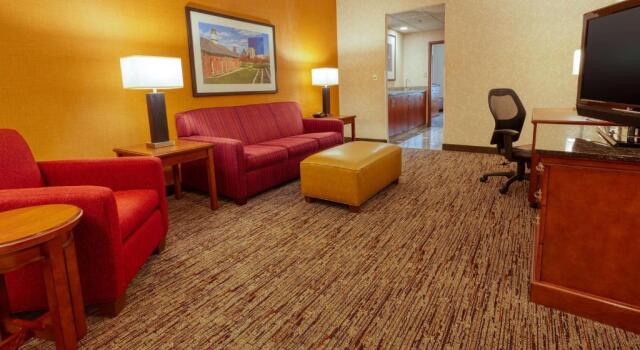 Люкс Drury Inn & Suites Indianapolis Northeast