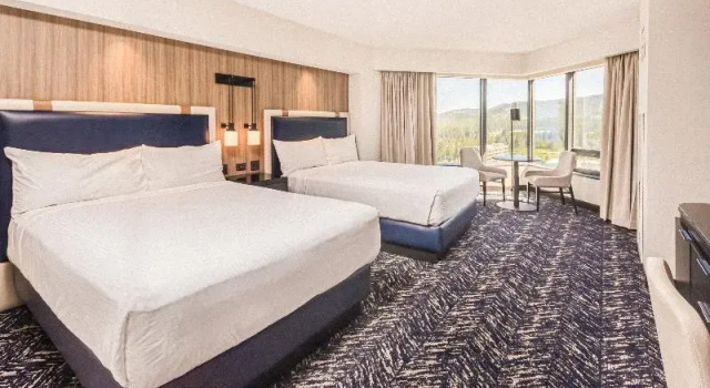 Четырёхместный номер Standard с красивым видом из окна Отель Caesars Republic Lake Tahoe - A Caesars Destination