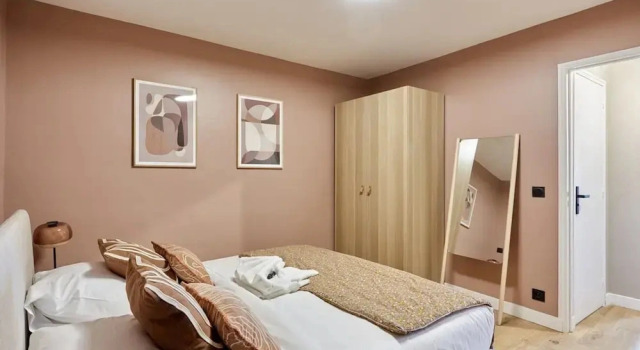 Charming new Flat Le Marais/beaubourg, Забронировать Апарт-отель Париж Иль-де-Франс, рядом с Улица Фран-Буржуа
