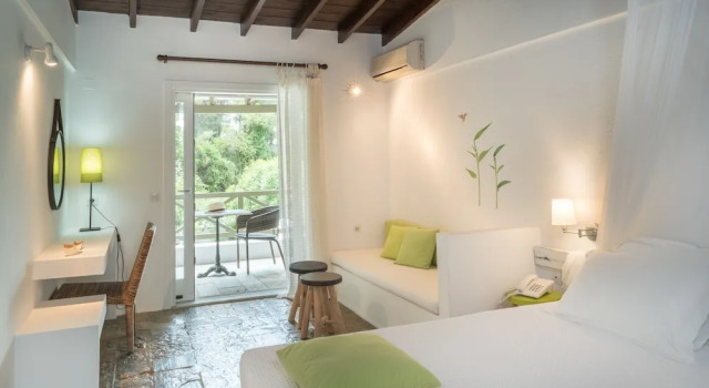 Полулюкс c 1 комнатой Skiathos Holidays Suites & Villas