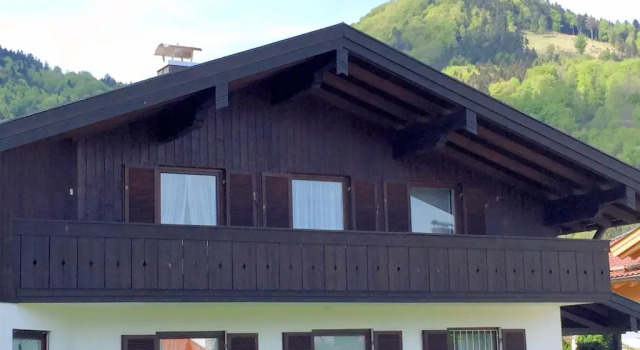 ciao-aschau FeWo Kampenwandblick Grell, Varaa Hotelli Hotellit Baijeri pysäköinnillä, Pysäköinti
