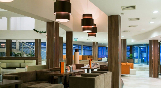 Kenese Bay Garden Resort & Conference, Reserva ahora Resort Hoteles en Veszprem con desayuno, Desayunos