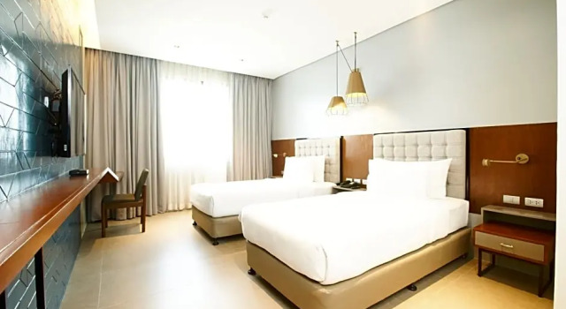 Номер Deluxe Summit Galleria Cebu