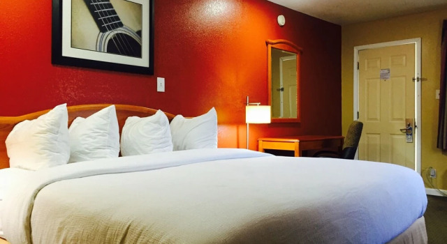 Vista Inn & Suites Beale Street