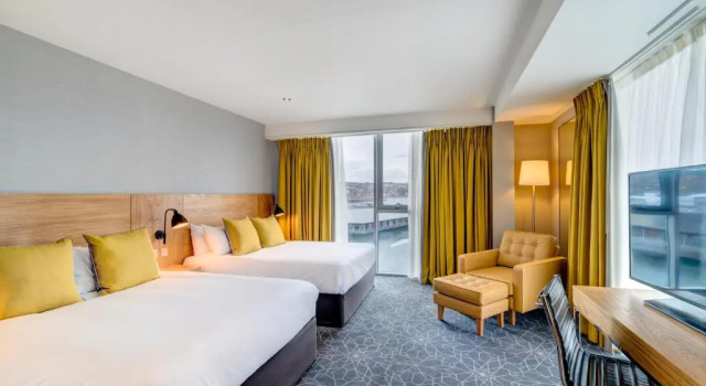 Трёхместный номер Standard Apex City Quay Hotel & Spa