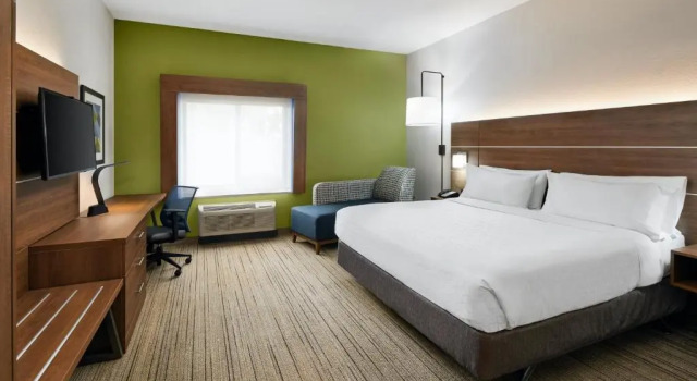 Номер Standard Holiday Inn Express Hotel & Suites Pensacola-West Navy Base by IHG