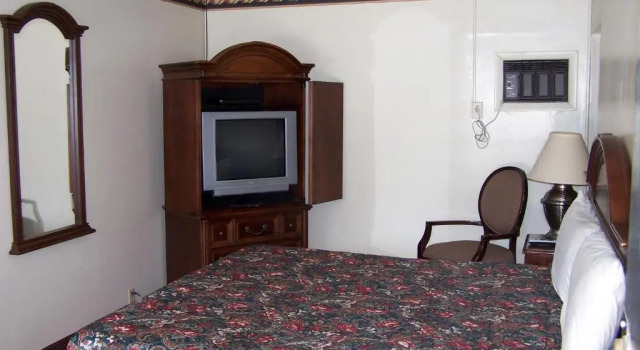 Delta Motel, Брондау Мотель Бэй Сити Мичиган