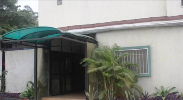 Ray's Inn, Book Hotel Ikeja 