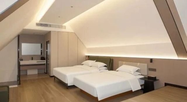 Люкс Lincang Yashu Hotel