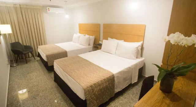 Трёхместный номер Standard Regency Copacabana Hotel