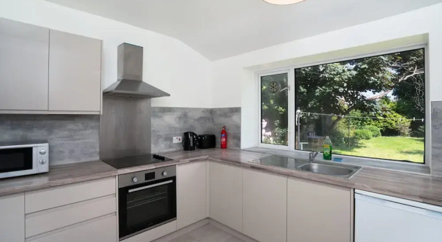 Апартаменты Cosy Fully Equipped Studio 1 Close to University
