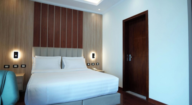 Номер Premier Crescent International Hotel
