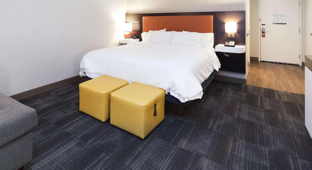 Двухместный номер Standard Hampton Inn & Suites Morgantown / University Town Centre