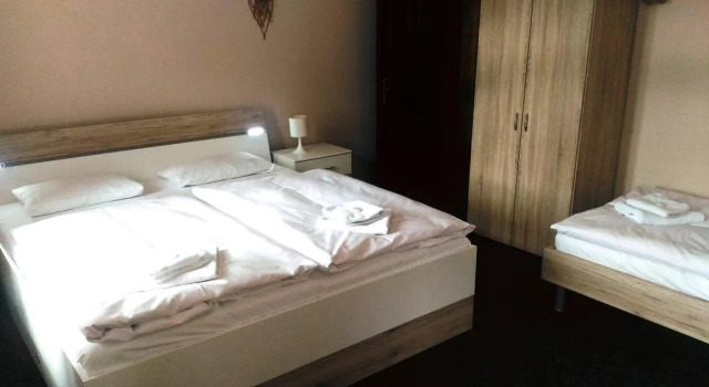 Hotel Marion, Book Hotel Decin Czech central mountains