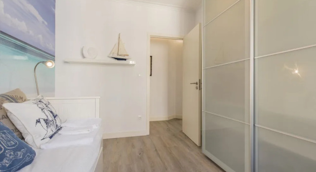 Cozy Seaview Apartment