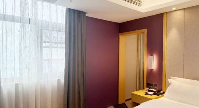 Люкс Standard Lavande Hotel Shiyan Dongfeng Avenue Airport