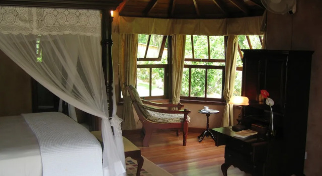 Двухместный люкс с балконом Spring Hotel Bequia